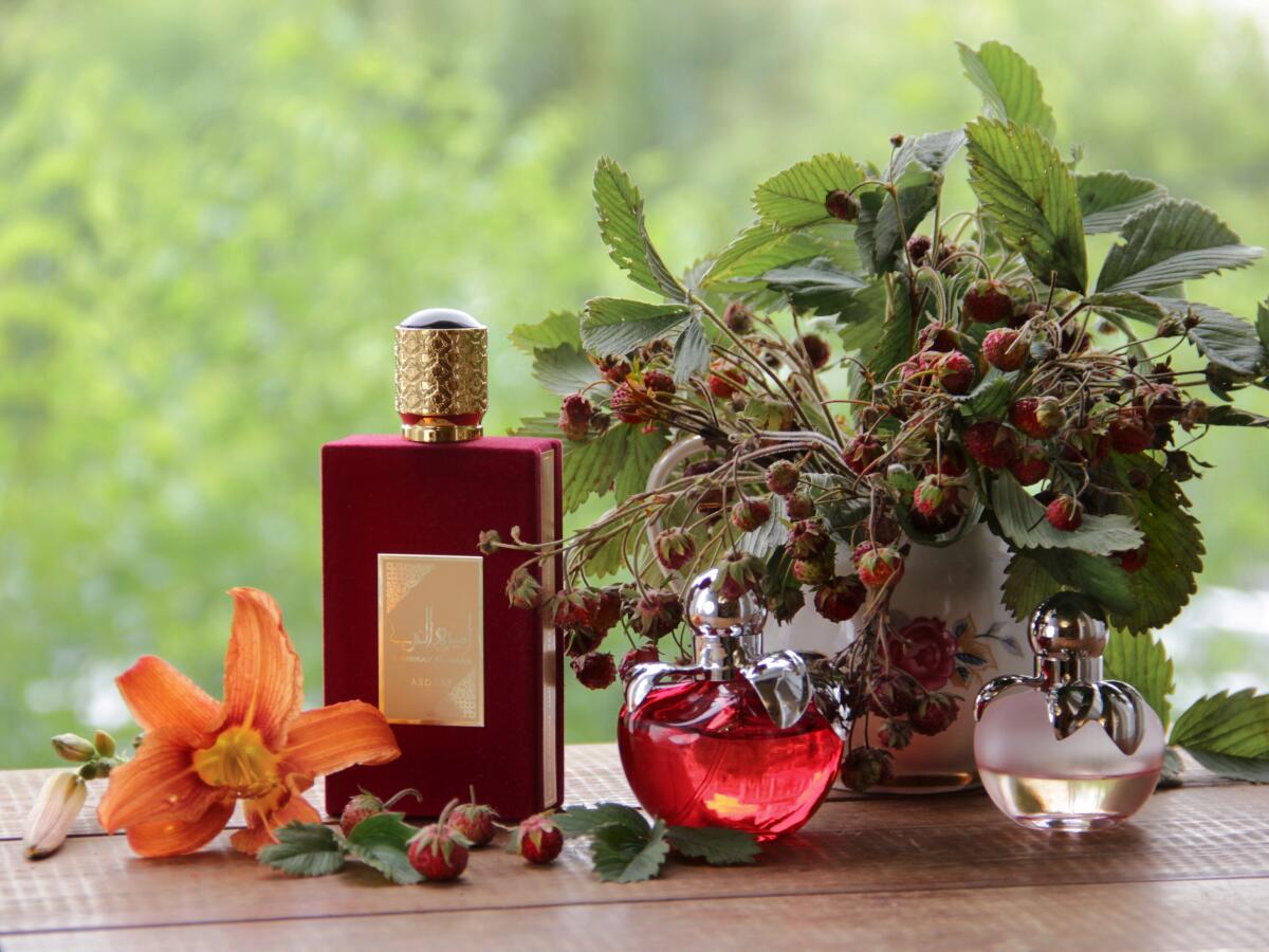 Perfume Lattafa Asdaaf Ameerat Al Arab Edp Feminino 100Ml