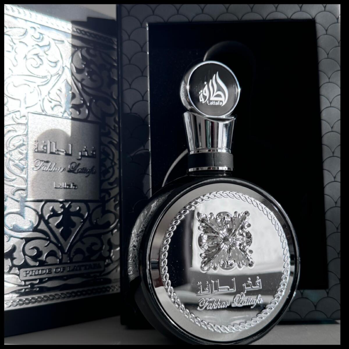 Fakhar Black Lattafa 100ml